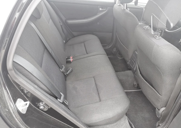 Toyota Corolla cena 15000 przebieg: 137500, rok produkcji 2005 z Warszawa małe 466